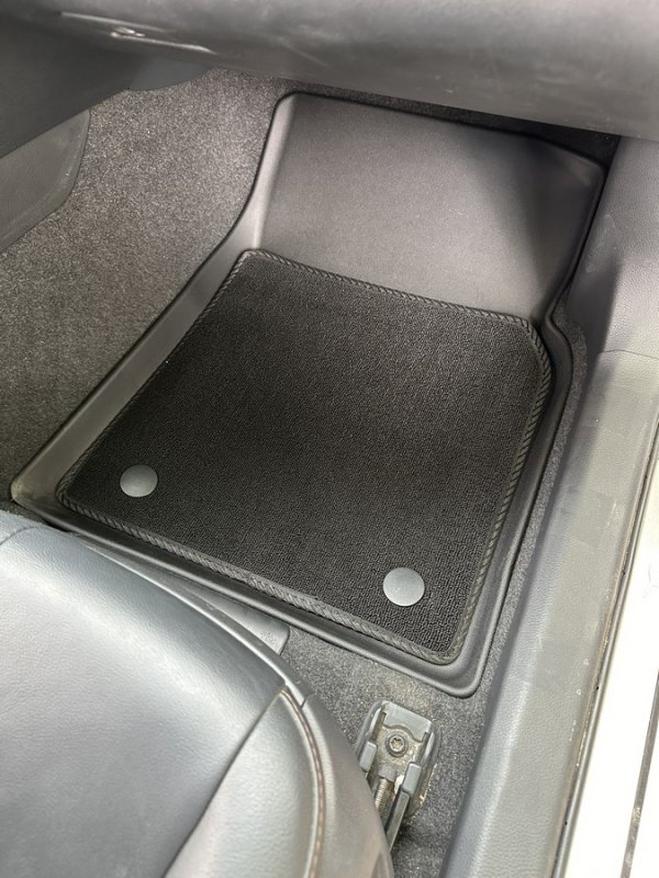 Thảm lót sàn ô tô Toyota Camry 9 thảm trải sàn ô tô Toyota Camry TPE