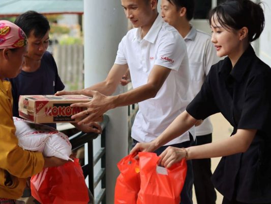 Công ty Carsen chung tay giúp đỡ đồng bào vùng lũ 8/2024