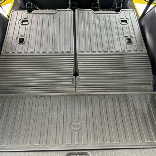 Thảm lót sàn ô tô TPE Vinfast Limo Green 8 thảm lót cốp xe Vinfast Limo Green